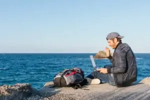 how do i become a digital nomad